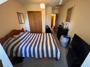 Photo 1- click for photo gallery